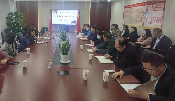 安徽Z6尊龙凯时地产集团工会举办健康知识专题讲座